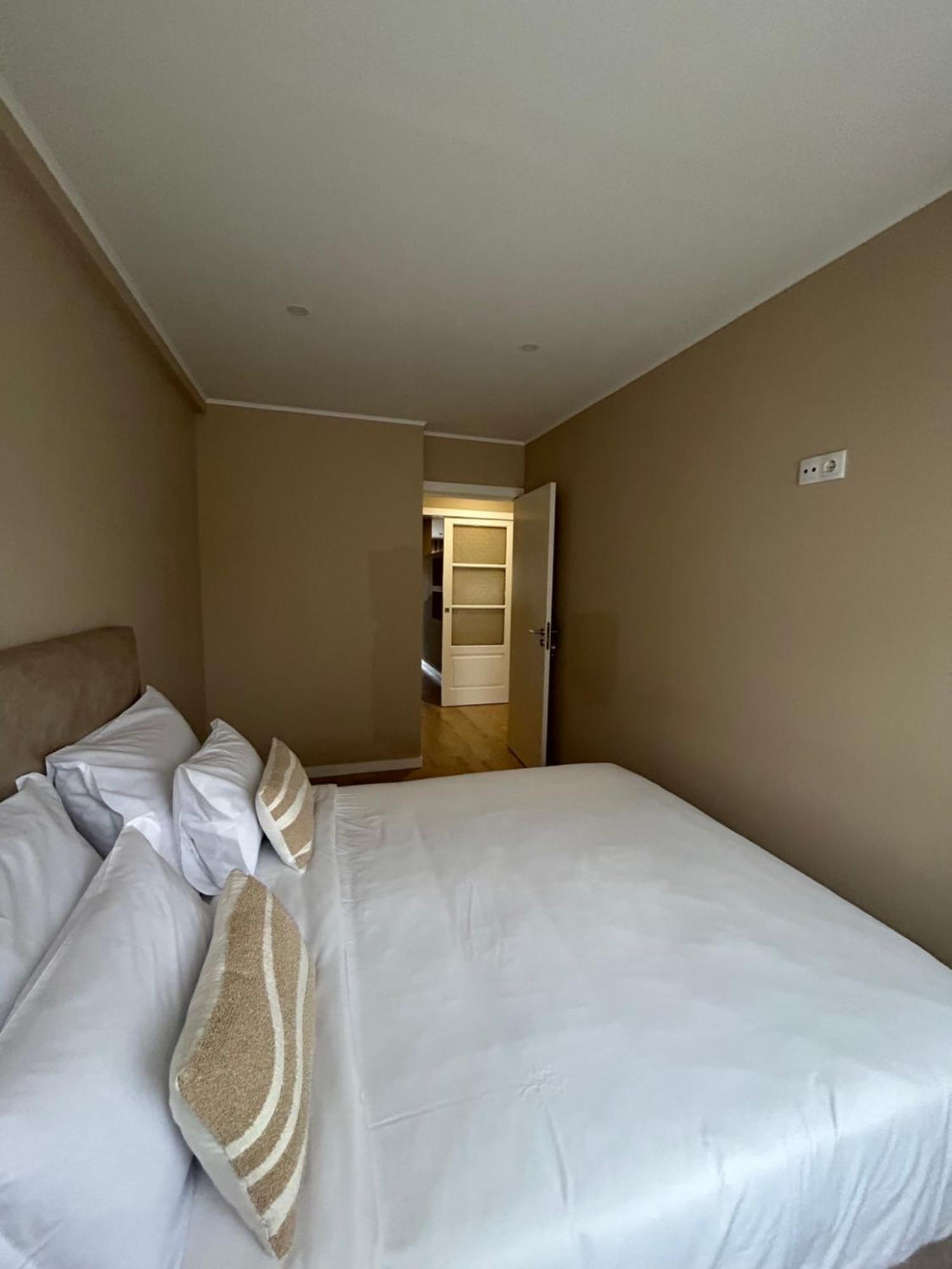 Oporto Near Family Apartments - Free Parking Εξωτερικό φωτογραφία